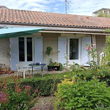 Un Paradis De Verdure En Plein Centre Ville Perigueux Luaran gambar